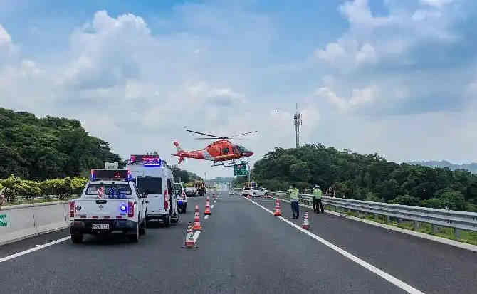 西峡高速公路汽车救援案例
